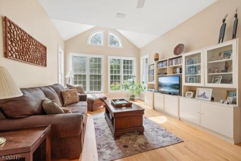 48 Ascot Drive Washington NJ 07853