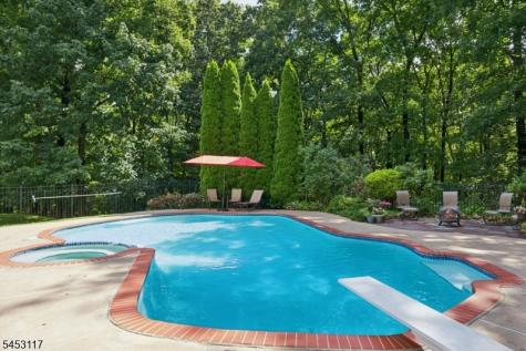 48 Ascot Drive Washington NJ 07853