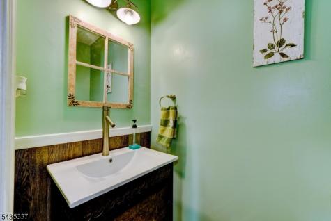 808 Columbus Avenue Raritan NJ 08869