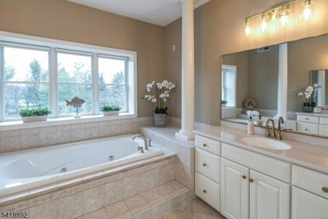 47 Van Zandt Road Montgomery NJ 08558