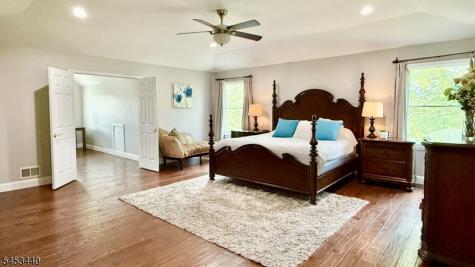 12 Daisy Court Montgomery NJ 08558