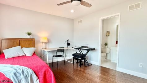 12 Daisy Court Montgomery NJ 08558