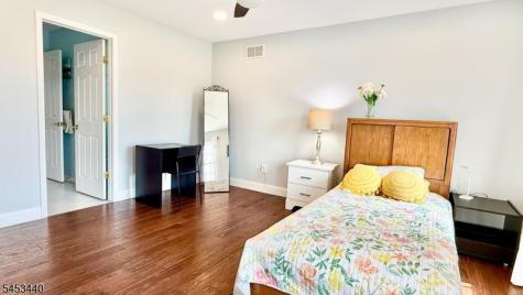 12 Daisy Court Montgomery NJ 08558