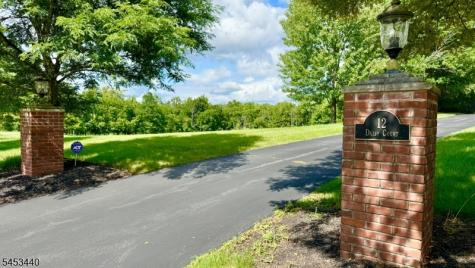 12 Daisy Court Montgomery NJ 08558