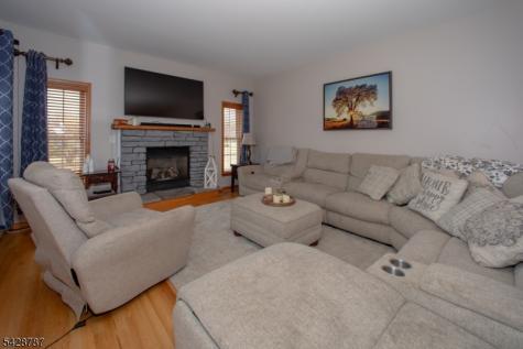 70 Holland Road Wantage NJ 07461