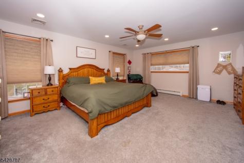 70 Holland Road Wantage NJ 07461