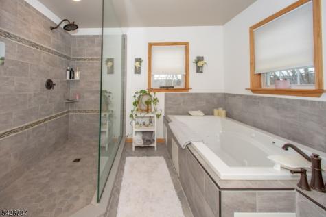 70 Holland Road Wantage NJ 07461