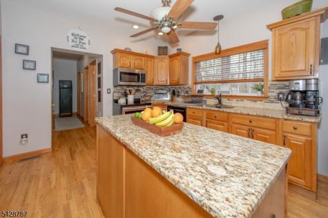 70 Holland Road Wantage NJ 07461