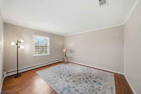 4 Gristmill Road Hanover NJ 07927