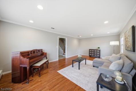 4 Gristmill Road Hanover NJ 07927