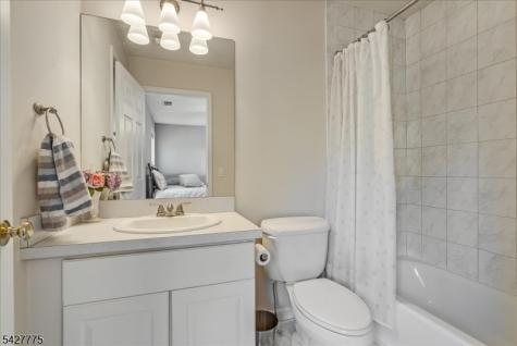 1 Hunters Lane Sparta NJ 07871