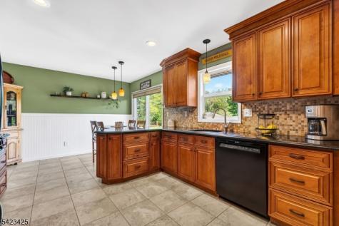 319 New Amwell Road Hillsborough NJ 08844