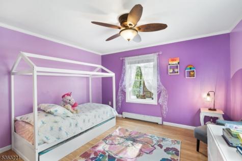 4 Grove Street Hampton NJ 07860