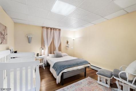 4 Grove Street Hampton NJ 07860