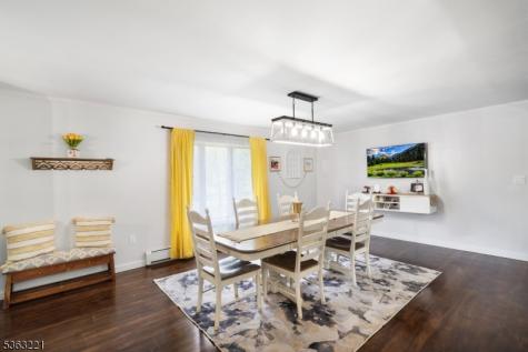 4 Grove Street Hampton NJ 07860