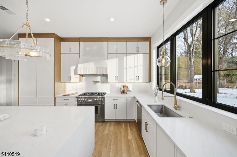 17 Briarwood Road Florham Park NJ 07932