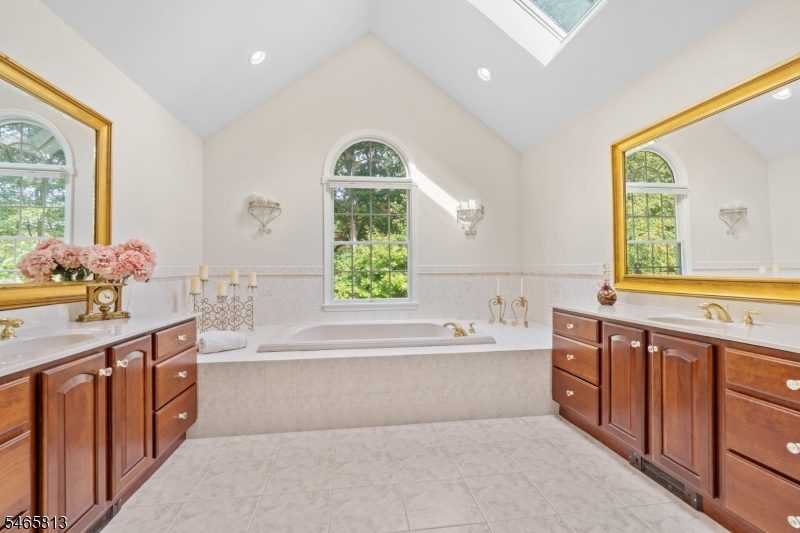 43 Stonehedge Drive Hardyston NJ 07460