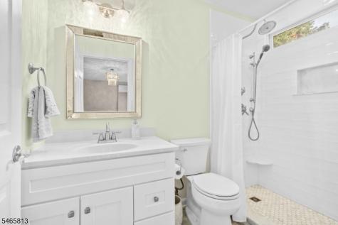 43 Stonehedge Drive Hardyston NJ 07460