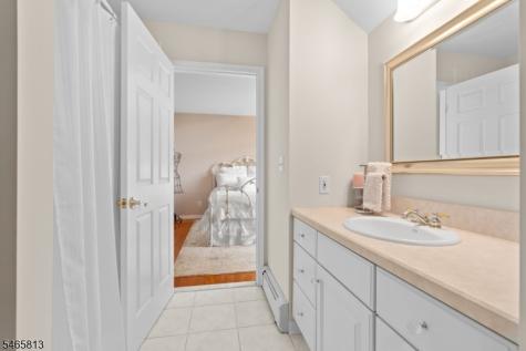 43 Stonehedge Drive Hardyston NJ 07460