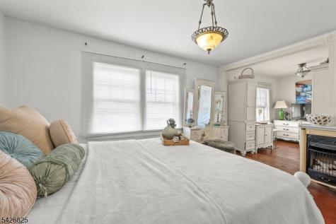 863 Pleasant Valley Way West Orange NJ 07052