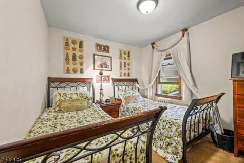 863 Pleasant Valley Way West Orange NJ 07052