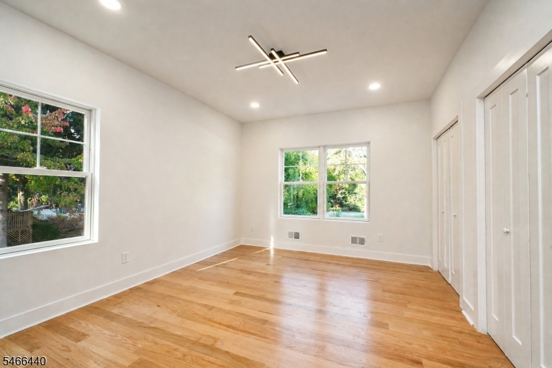 188 Hillside Avenue Springfield NJ 07081