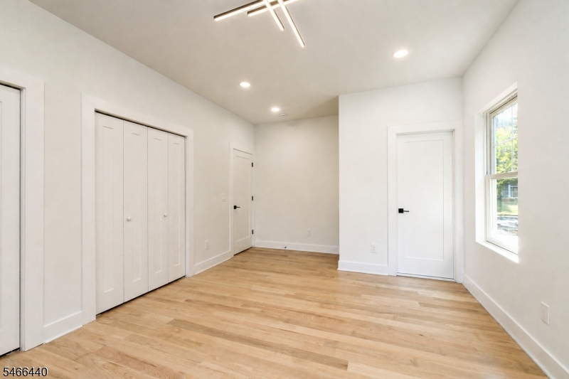 188 Hillside Avenue Springfield NJ 07081