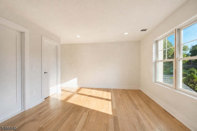 188 Hillside Avenue Springfield NJ 07081
