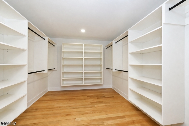 188 Hillside Avenue Springfield NJ 07081