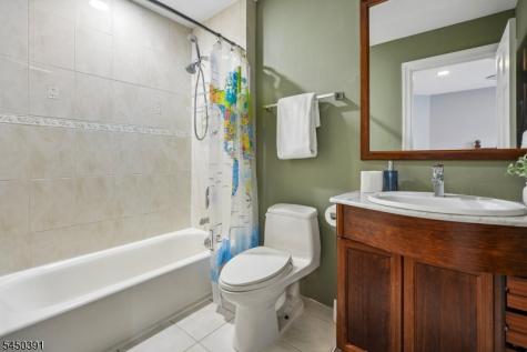 537 Mount Kemble Avenue Harding NJ 07960