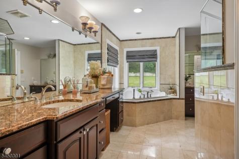 537 Mount Kemble Avenue Harding NJ 07960