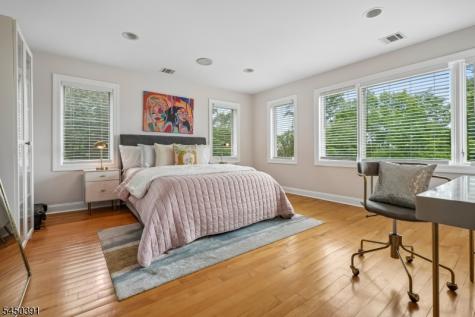 537 Mount Kemble Avenue Harding NJ 07960