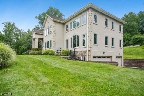 537 Mount Kemble Avenue Harding NJ 07960