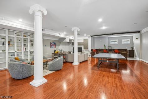537 Mount Kemble Avenue Harding NJ 07960