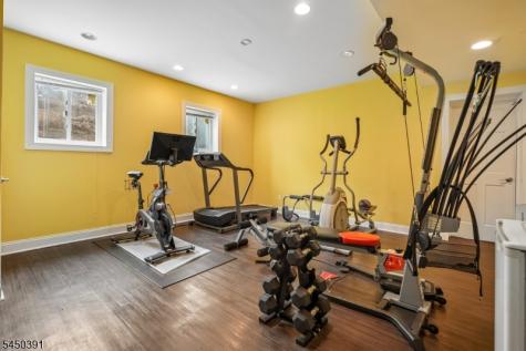 537 Mount Kemble Avenue Harding NJ 07960
