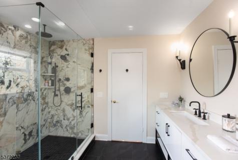 7 Beechwood Terrace Green Brook NJ 08812