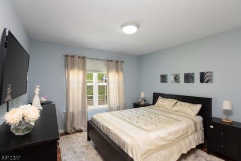 7 Beechwood Terrace Green Brook NJ 08812