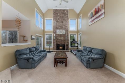 7 Newell Road Readington NJ 08822