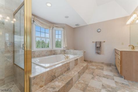 7 Newell Road Readington NJ 08822
