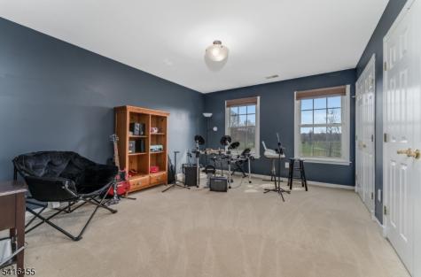 7 Newell Road Readington NJ 08822