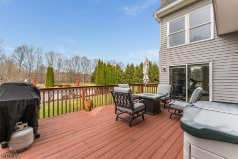 7 Newell Road Readington NJ 08822