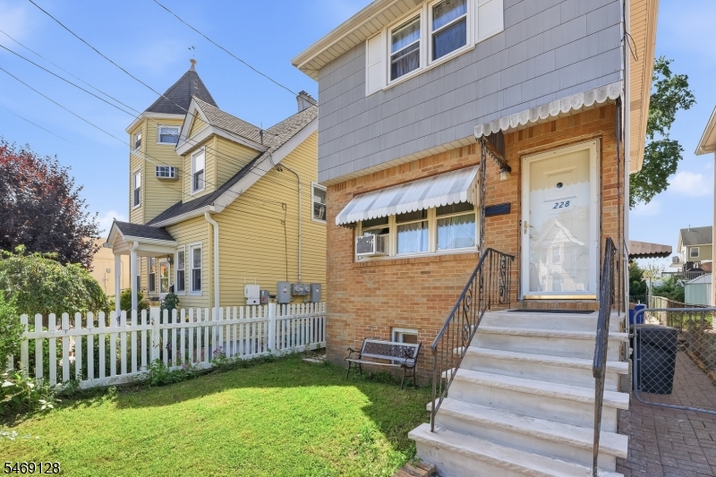 228 Laurel Avenue Kearny NJ 07032