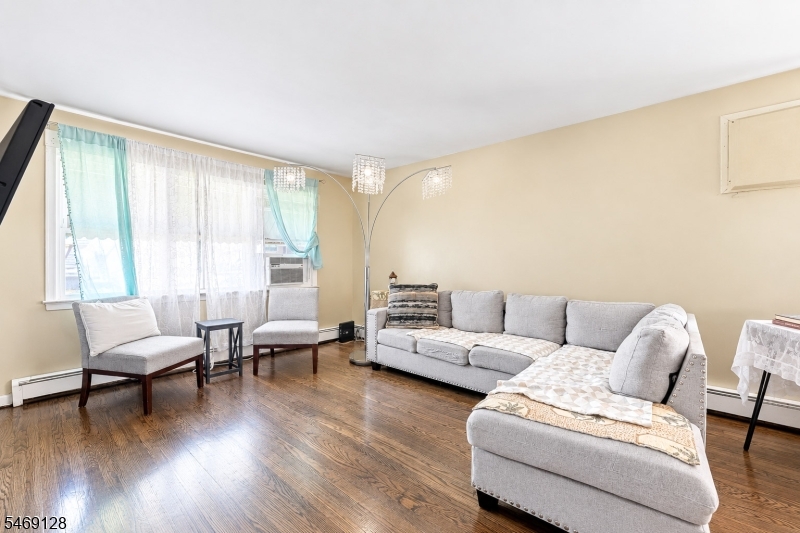 228 Laurel Avenue Kearny NJ 07032