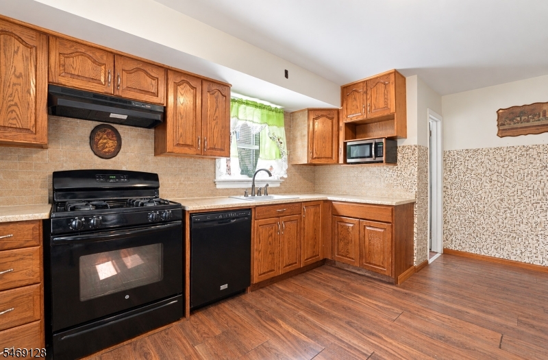 228 Laurel Avenue Kearny NJ 07032