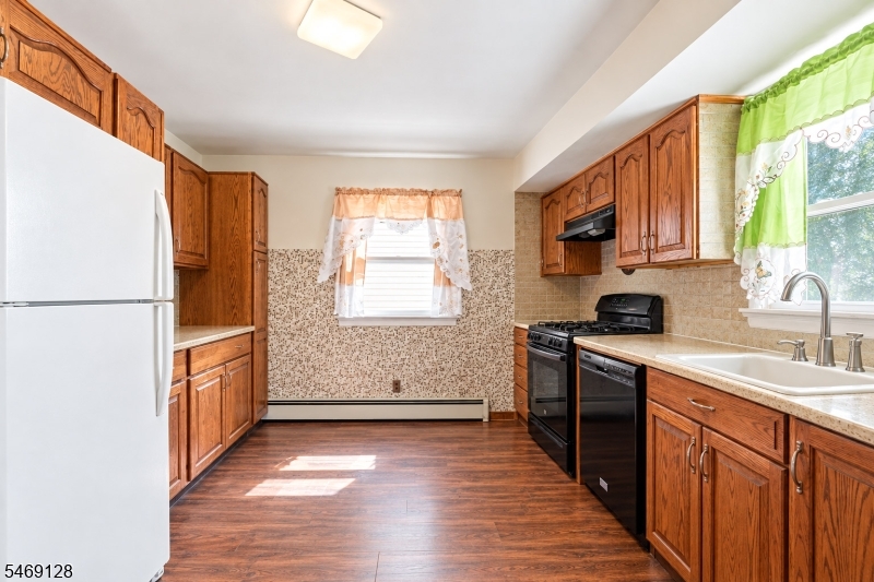 228 Laurel Avenue Kearny NJ 07032