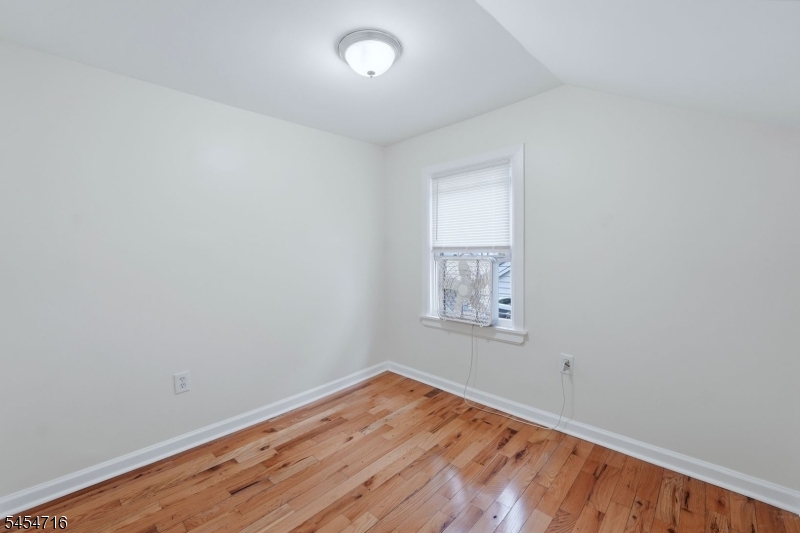 239 S 19th Street Newark NJ 07103