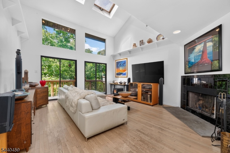 120 Swan Street Lambertville NJ 08530
