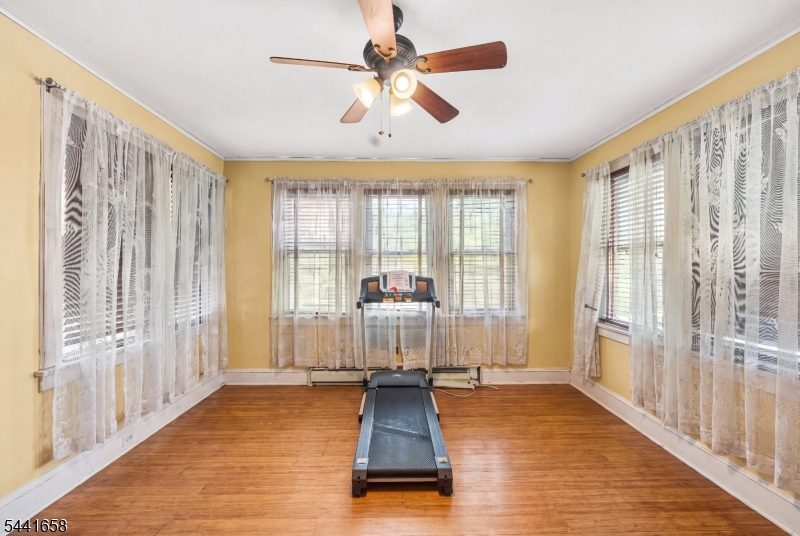 176 Washington Road Sayreville NJ 08872