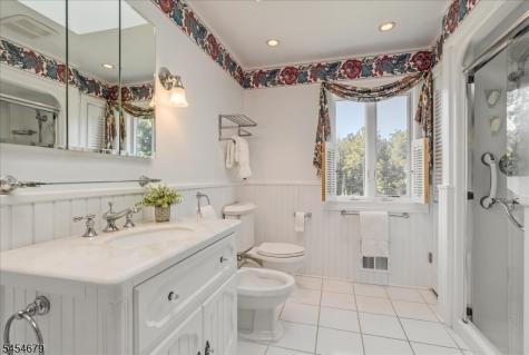 123 Lake Road Far Hills NJ 07931
