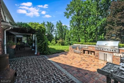 123 Lake Road Far Hills NJ 07931